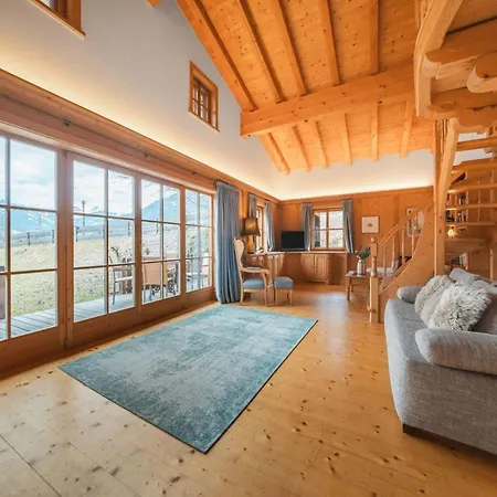 In Near Lifts * 基茨比厄尔