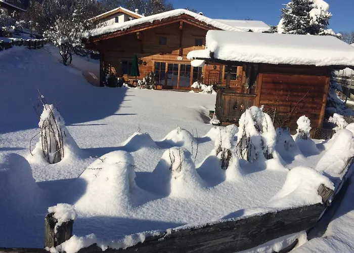 In Near Lifts * Kitzbühel